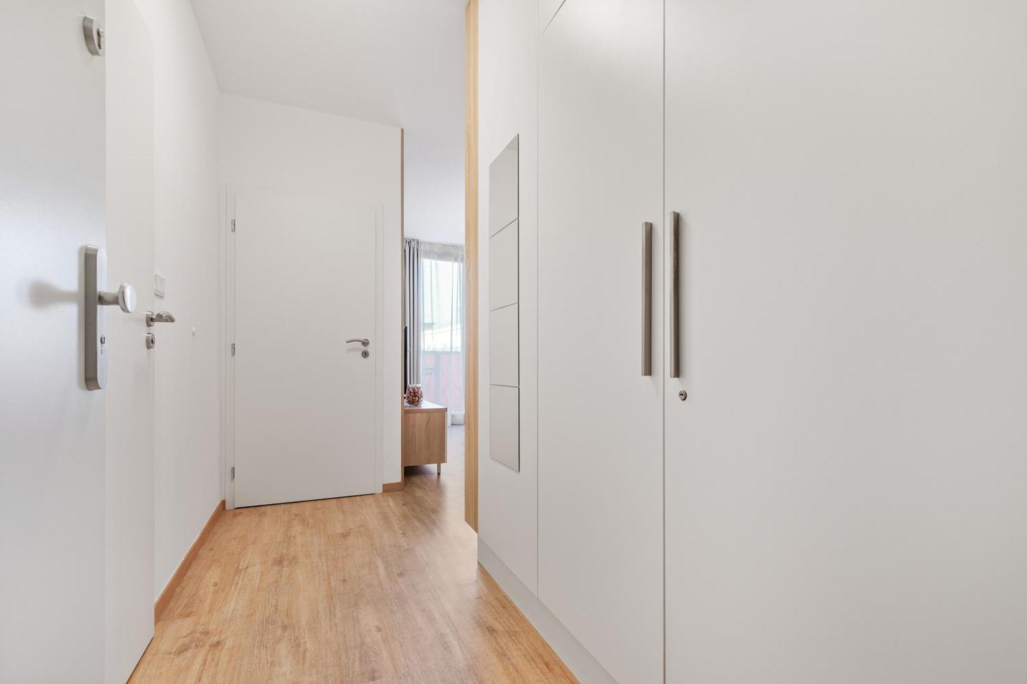 Lam Safari - Balcony - Ac - Free Parking Apartment Братислава Екстериор снимка