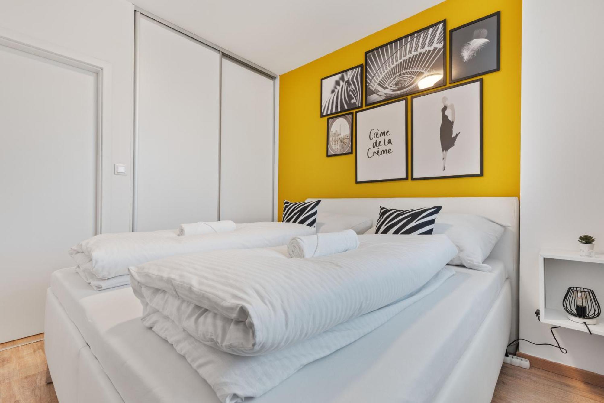 Lam Safari - Balcony - Ac - Free Parking Apartment Братислава Екстериор снимка