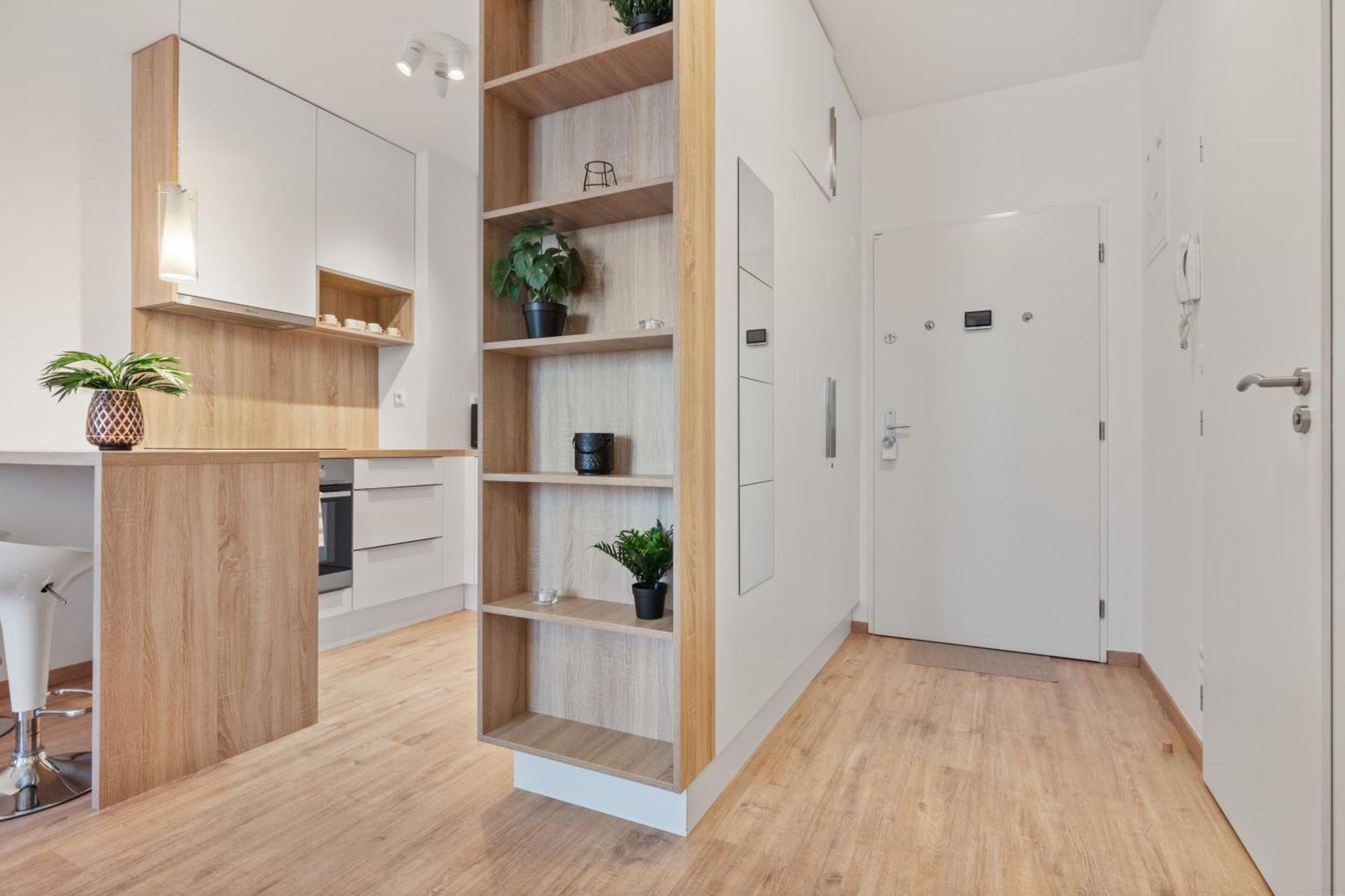 Lam Safari - Balcony - Ac - Free Parking Apartment Братислава Екстериор снимка