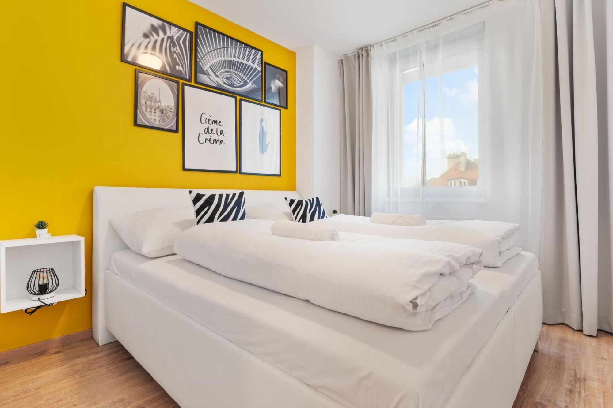 Lam Safari - Balcony - Ac - Free Parking Apartment Братислава Екстериор снимка